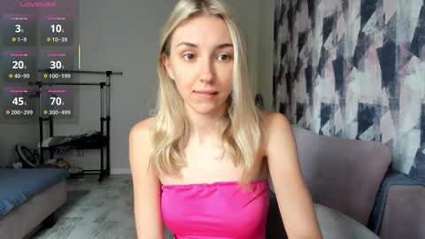 Snapshot of sunny_rina chatting on 09-10-25, 07:19 Rina online show from 09-10-25, 07:19