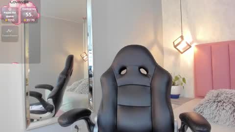  S U N N Y online show from 10-09-25, 01:09