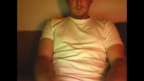 Snapshot of sunnygun0 chatting on 12-25-24, 06:52 sunnygun0 online show from 12-25-24, 06:52