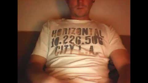 Snapshot of sunnygun0 chatting on 10-27-25, 06:01 sunnygun0 online show from 10-27-25, 06:01