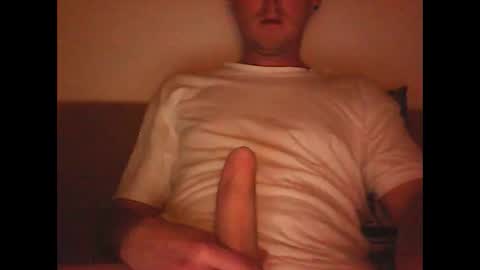 Snapshot of sunnygun0 chatting on 12-19-25, 08:05 sunnygun0 online show from 12-19-25, 08:05