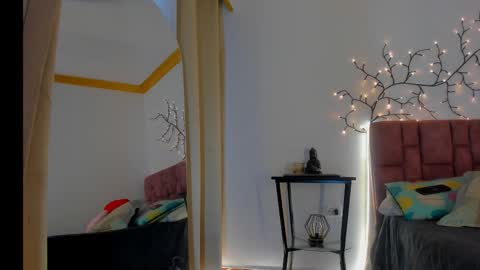 Sunny Leon Z online show from 03-06-26, 09:00