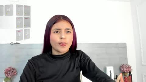 sunnywhitee online show from 05-21-26, 07:21