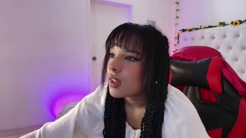    online show from 09-30-25, 02:55