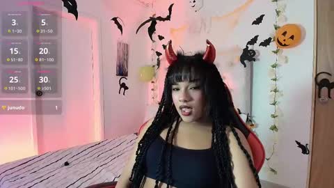    online show from 10-08-25, 02:25