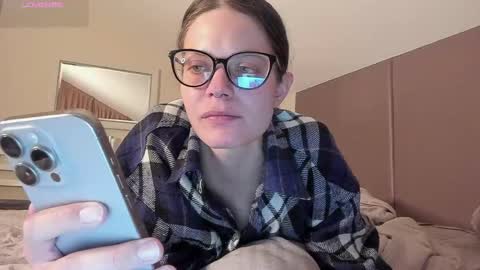 Effie Beautiful girl and Sunsay lucky boy online show from 04-12-26, 04:34