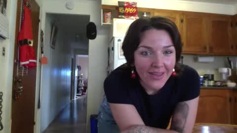 Sunset  online show from 12-15-25, 09:30