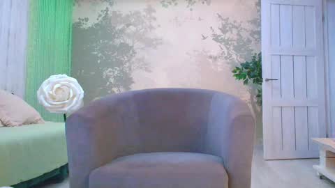 Eva  online show from 04-14-26, 01:28