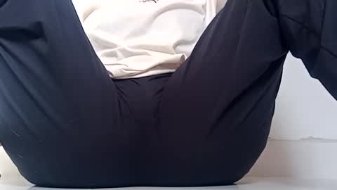 Snapshot of sunshine_days chatting on 12-02-24, 07:38 Annie online show from 12-02-24, 07:38