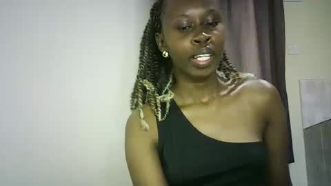 Snapshot of sunshine_g chatting on 12-22-25, 05:54 Sunshine online show from 12-22-25, 05:54