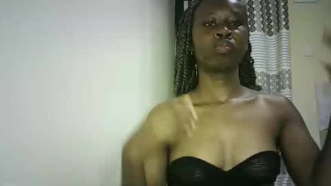 Snapshot of sunshine_g chatting on 01-13-26, 06:40 Sunshine online show from 01-13-26, 06:40