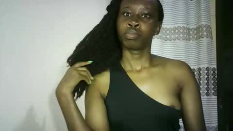 Snapshot of sunshine_g chatting on 02-23-26, 11:29 Sunshine online show from 02-23-26, 11:29