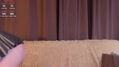 Alice online show from 11-10-25, 03:27