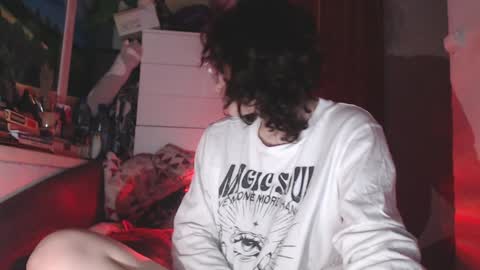 Hella online show from 01-20-25, 01:32