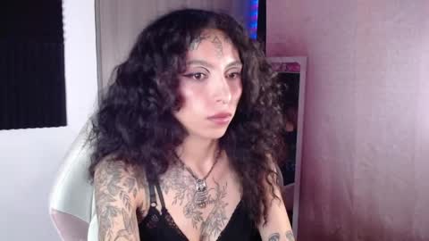 Snapshot of sunshinemiracle chatting on 05-26-26, 11:56 Sun - online show from 05-26-26, 11:56