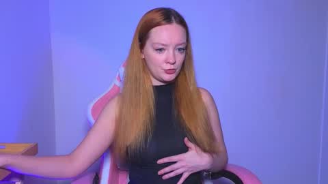 Snapshot of sunshunexxx chatting on 10-24-25, 04:25 SunShuneXxX online show from 10-24-25, 04:25