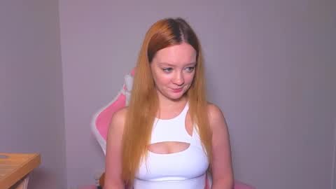 Snapshot of sunshunexxx chatting on 10-26-25, 04:35 SunShuneXxX online show from 10-26-25, 04:35