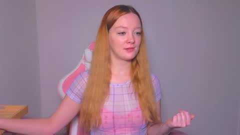 Snapshot of sunshunexxx chatting on 10-28-25, 05:15 SunShuneXxX online show from 10-28-25, 05:15