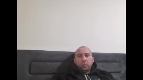 super42835015 online show from 02-15-25, 07:50