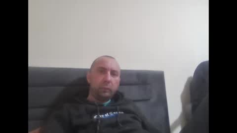 super42835015 online show from 04-01-26, 07:33