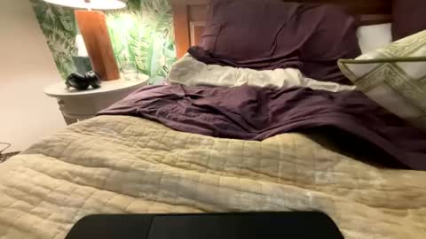 Super online show from 10-20-25, 01:28