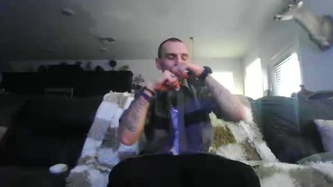 Snapshot of superd512 chatting on 02-18-26, 01:40 Guero Cash online show from 02-18-26, 01:40