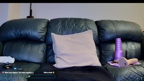 Snapshot of superduty5speed chatting on 09-30-25, 04:12 Thomas online show from 09-30-25, 04:12