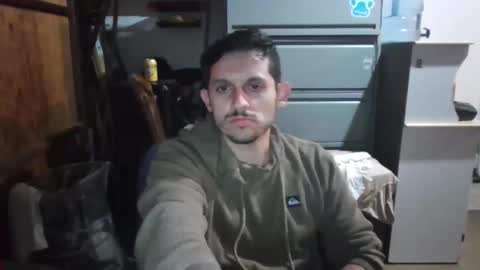 Snapshot of superfreak30 chatting on 12-17-25, 09:04 superfreak30 online show from 12-17-25, 09:04