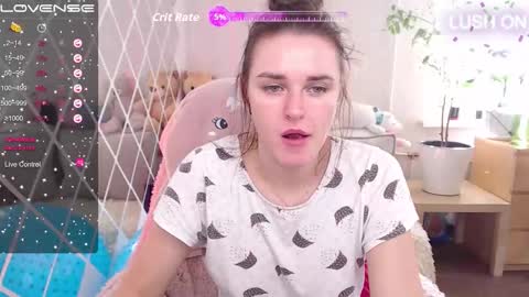 Snapshot of superhotgirlhere chatting on 09-18-25, 09:11 Sweet Anna online show from 09-18-25, 09:11