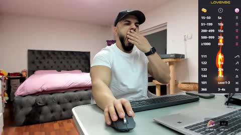 Snapshot of supermanboyxxl chatting on 03-02-26, 07:15 supermanboyxxl online show from 03-02-26, 07:15