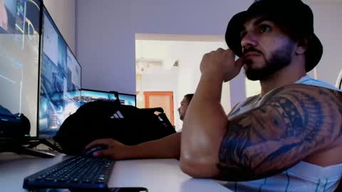 supermanboyxxl online show from 08-01-26, 05:50