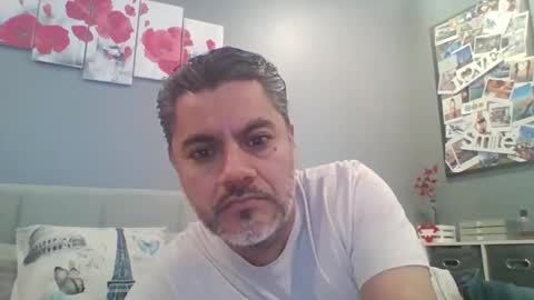 Snapshot of supernovarise chatting on 02-04-25, 06:27 supernovarise online show from 02-04-25, 06:27