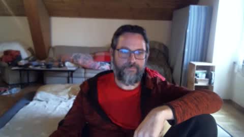 supersquirrel81 online show from 10-19-25, 07:42