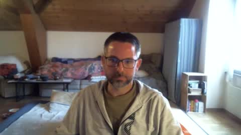 supersquirrel81 online show from 11-30-25, 09:02