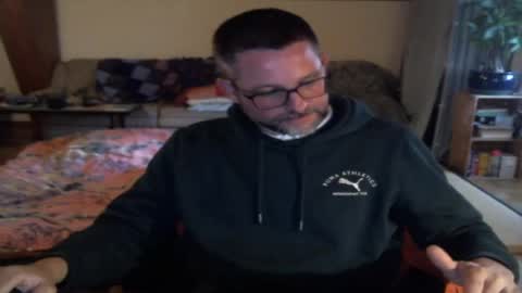 Snapshot of supersquirrel81 chatting on 05-13-26, 06:16 supersquirrel81 online show from 05-13-26, 06:16