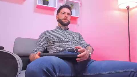 Snapshot of supreme_alpha_ chatting on 12-01-25, 08:47 supreme_alpha_ online show from 12-01-25, 08:47