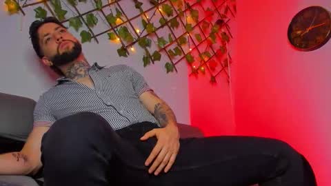 Snapshot of supreme_alpha_ chatting on 01-09-26, 03:53 supreme_alpha_ online show from 01-09-26, 03:53