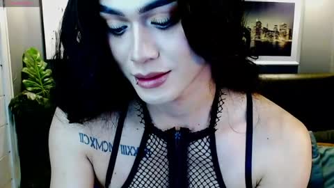 Snapshot of supreme_deity chatting on 04-27-26, 06:22 DIANNA online show from 04-27-26, 06:22