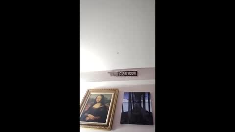 Snapshot of surfdude777888 chatting on 03-05-26, 07:37 surfdude777888 online show from 03-05-26, 07:37