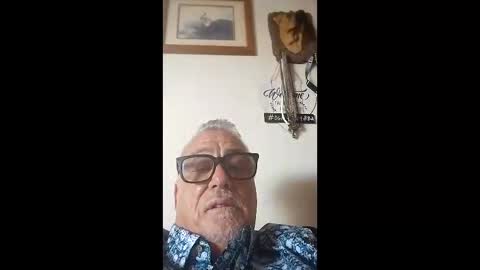 Snapshot of surfdude777888 chatting on 03-05-26, 08:16 surfdude777888 online show from 03-05-26, 08:16