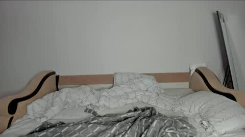 Snapshot of surfsexcouple chatting on 05-17-26, 10:06 surfsexcouple online show from 05-17-26, 10:06