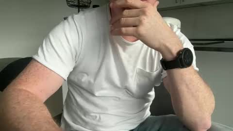 Snapshot of surfstar81 chatting on 11-20-25, 11:10 surfstar81 online show from 11-20-25, 11:10