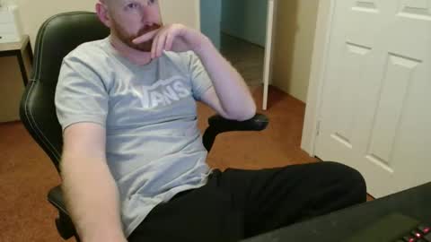 Snapshot of surge_0 chatting on 04-22-26, 11:23 surge_0 online show from 04-22-26, 11:23