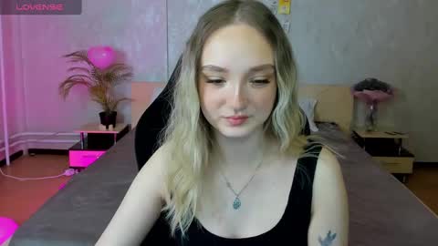 Annie online show from 02-17-25, 12:43