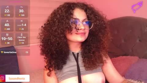 Snapshot of susan_bluee chatting on 01-30-25, 09:25 Susan online show from 01-30-25, 09:25