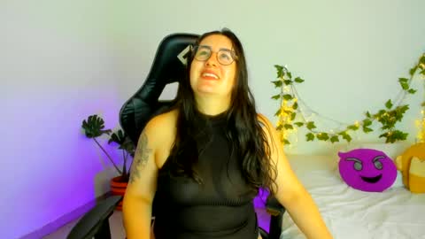 Dani online show from 06-19-26, 07:39