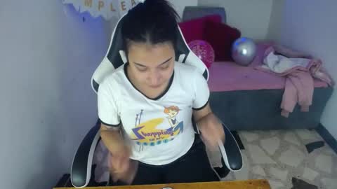 Snapshot of susan_moore29 chatting on 11-13-25, 11:31 susan online show from 11-13-25, 11:31