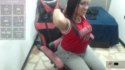 Snapshot of susan_moore29 chatting on 11-28-25, 07:16 susan online show from 11-28-25, 07:16