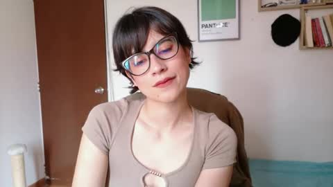 Snapshot of susana_w chatting on 05-13-26, 05:21 susana_w online show from 05-13-26, 05:21