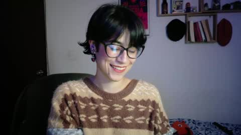 Snapshot of susana_w chatting on 05-22-26, 12:29 susana_w online show from 05-22-26, 12:29